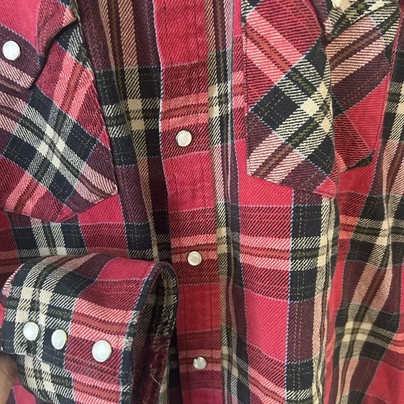 Vintage Ely Cattleman flannel. Size large, super comfy! - Picture 3 of 4